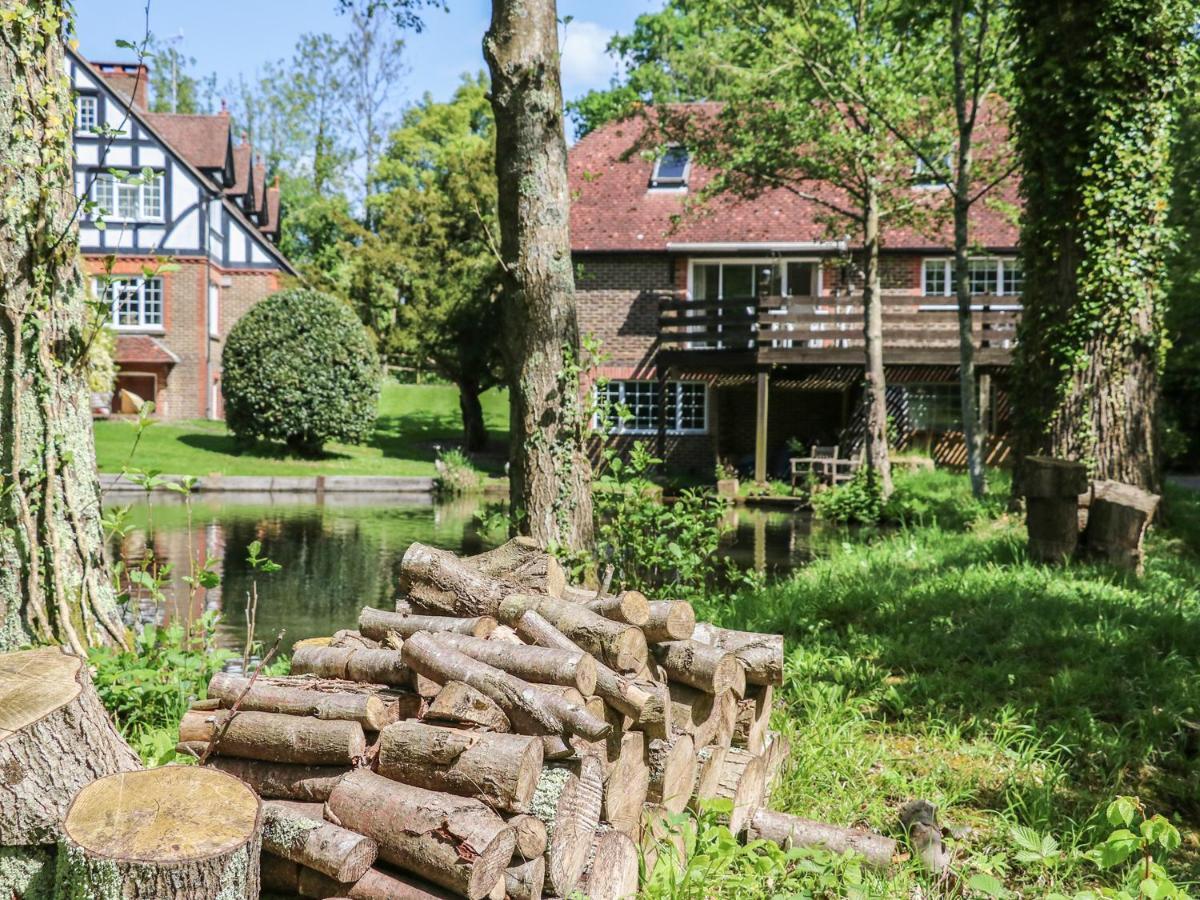 Miswells Cottages - Lake View تيرنرس هيل المظهر الخارجي الصورة